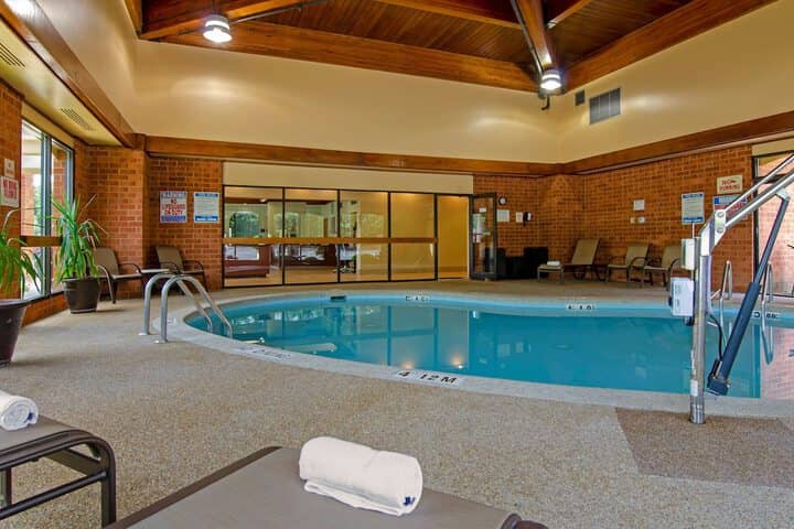 Pool 17 of 25